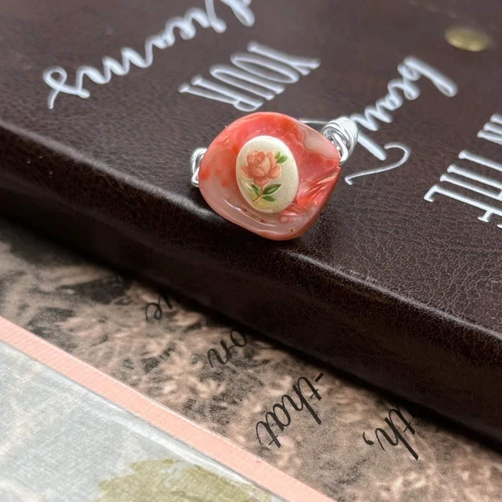 Y2K Handmade Rose Cabochon Ring 6.5 Cottagecore Fairycore Coquette
